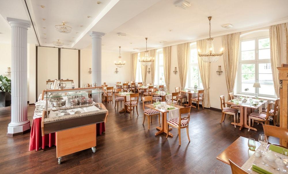 Hotel Prinzenpalais Bad Doberan Extérieur photo