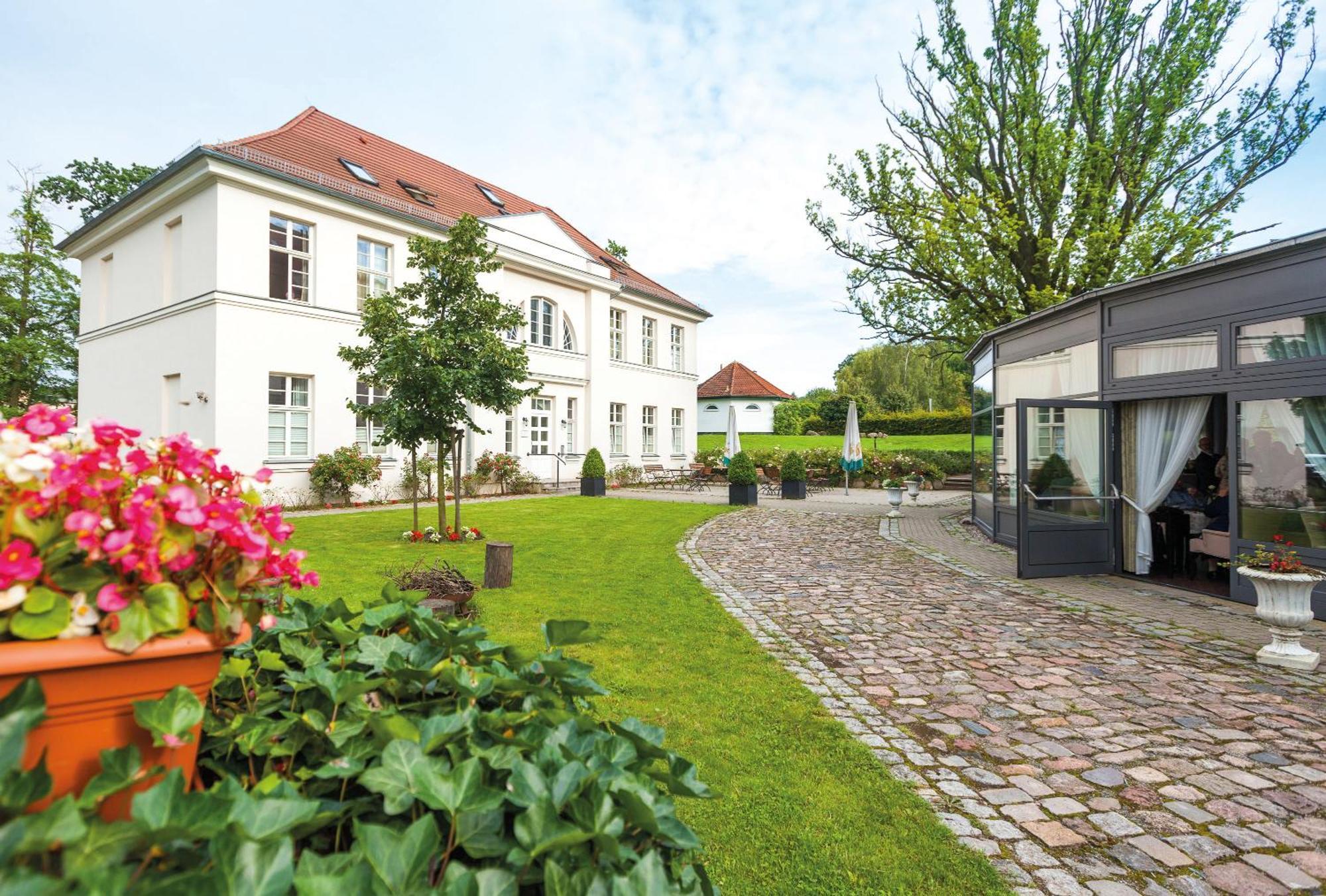 Hotel Prinzenpalais Bad Doberan Extérieur photo