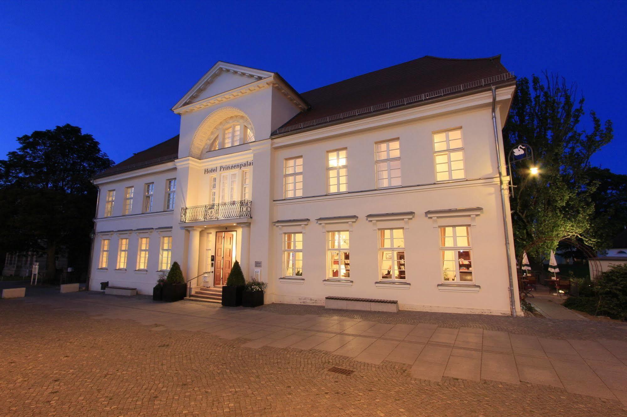 Hotel Prinzenpalais Bad Doberan Extérieur photo
