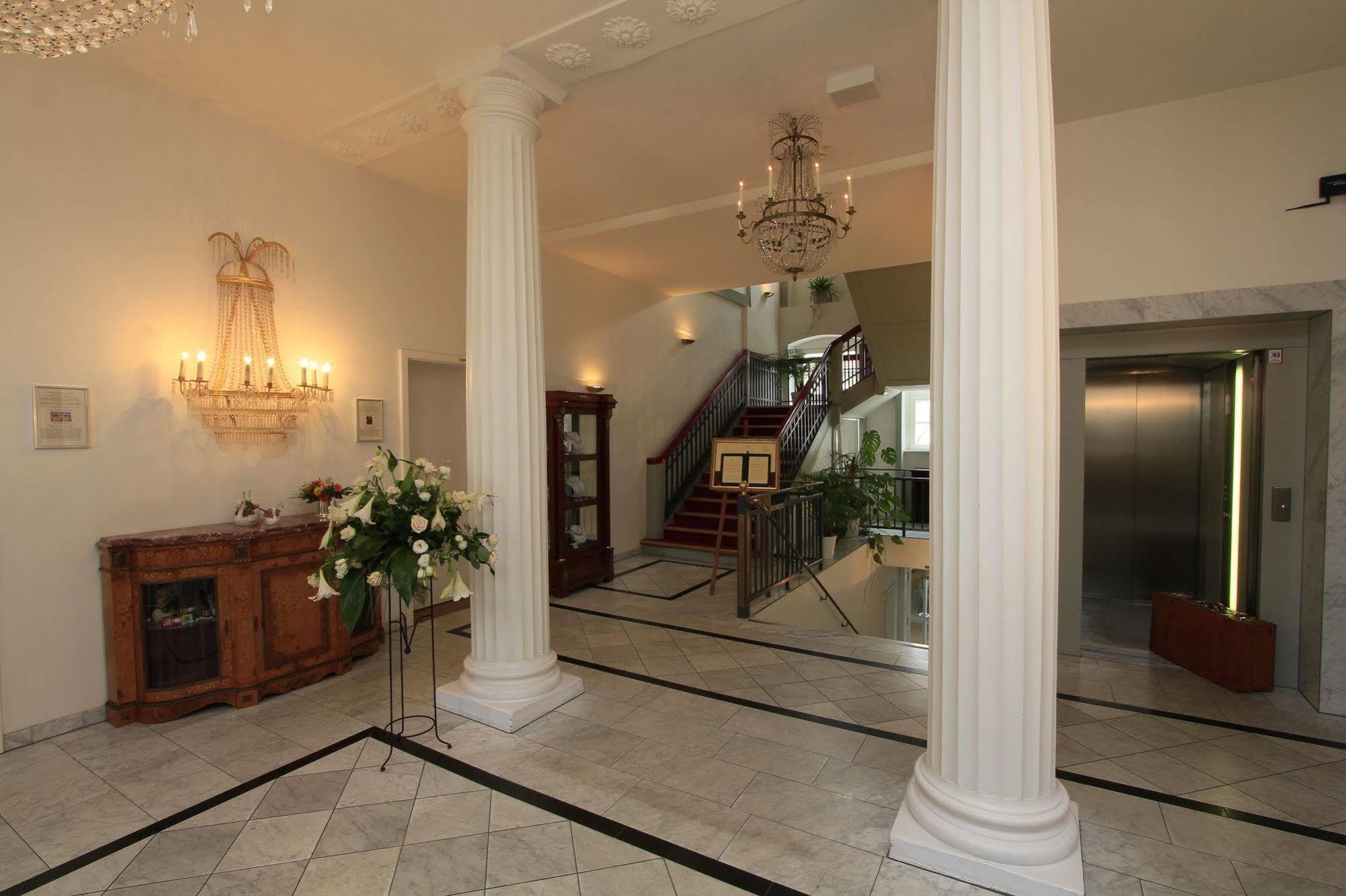 Hotel Prinzenpalais Bad Doberan Extérieur photo